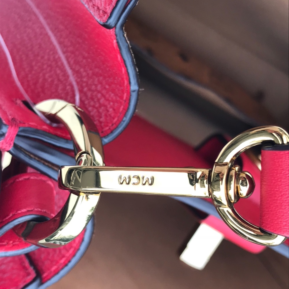 MCM NEW Milla Hobo Medium Bag - Picture 5 of 8
